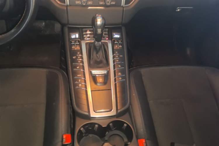 Used Porsche Macan 2014 Macan 2.0T Gear Lever