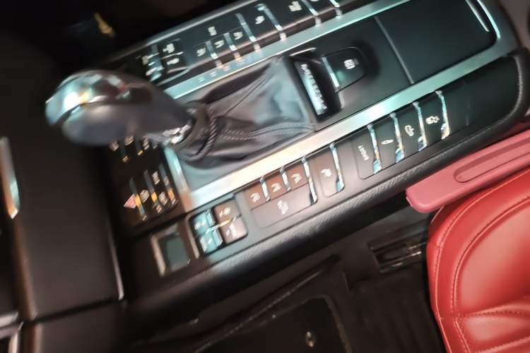 Used Porsche Macan 2014 Macan S 3.0T Gear Lever