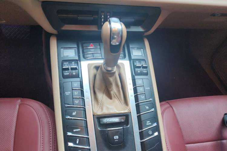 Used Porsche Macan 2014 Macan S 3.0T Gear Lever