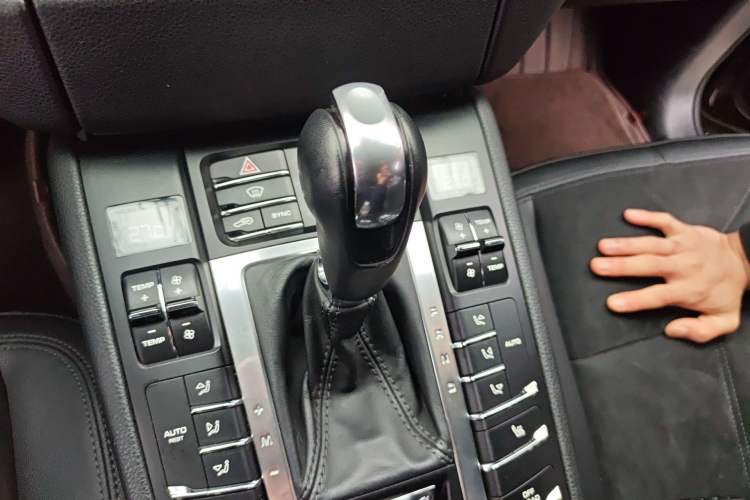 Used Porsche Macan 2014 Macan 2.0T Gear Lever