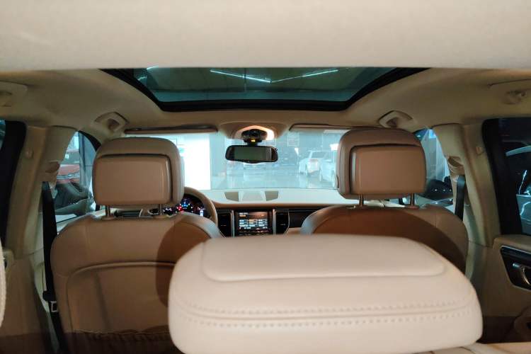 Used Porsche Macan 2014 Macan 2.0T Headliner