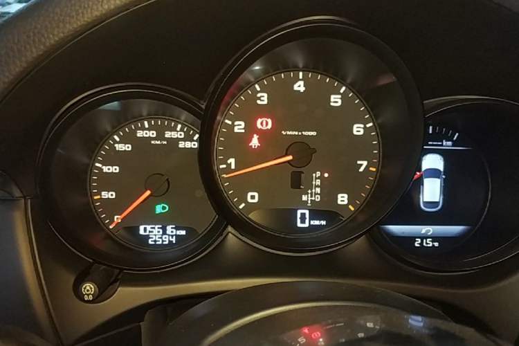 Used Porsche Macan 2014 Macan 2.0T Instrument Cluster