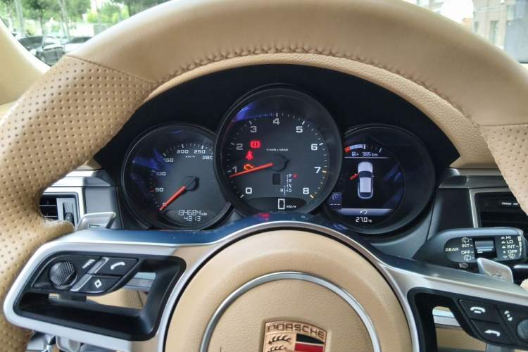 Used Porsche Macan 2014 Macan 2.0T Instrument Cluster