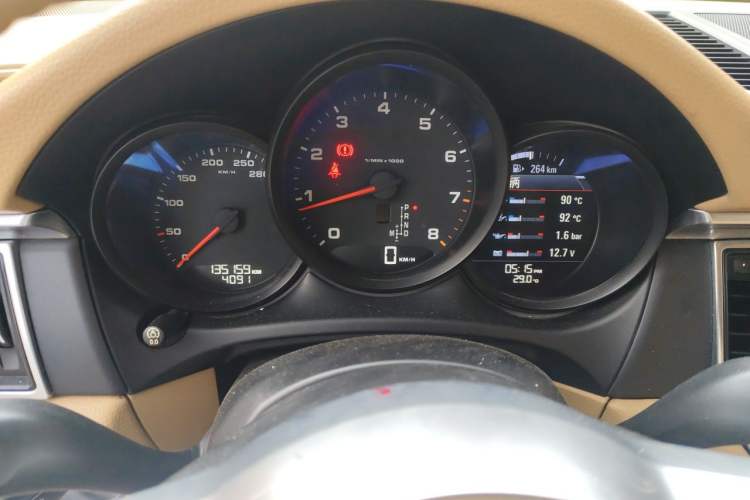 Used Porsche Macan 2014 Macan 2.0T Instrument Cluster