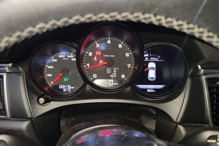 Used Porsche Macan 2014 Macan 2.0T Instrument Cluster