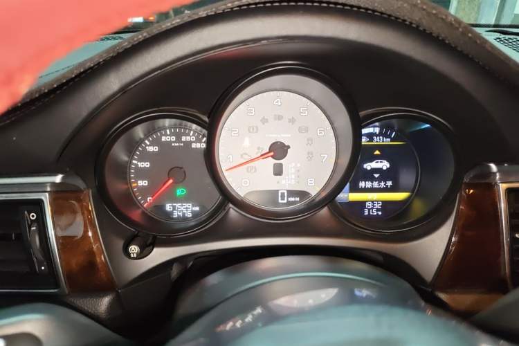 Used Porsche Macan 2014 Macan S 3.0T Instrument Cluster
