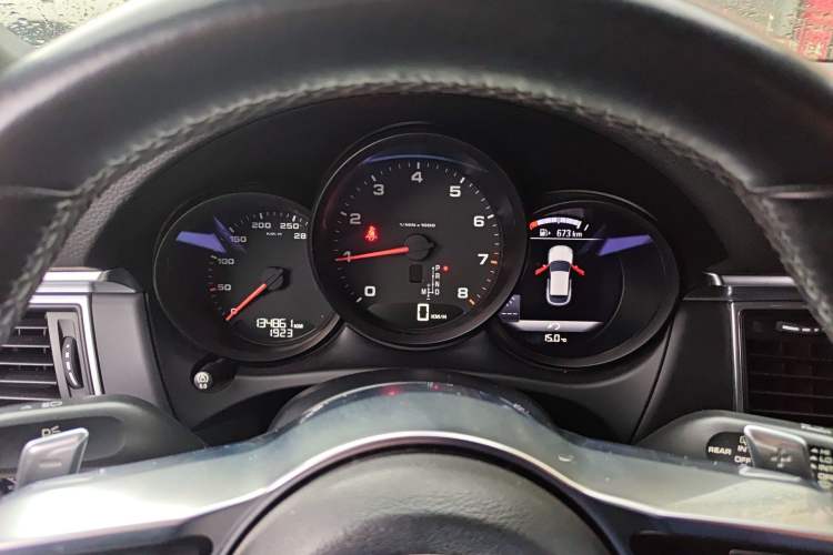 Used Porsche Macan 2014 Macan 2.0T Instrument Cluster