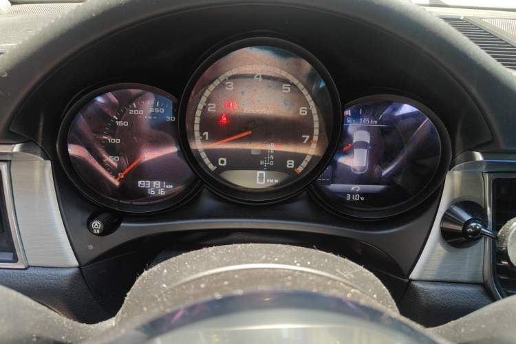Used Porsche Macan 2014 Macan Turbo 3.6T Instrument Cluster