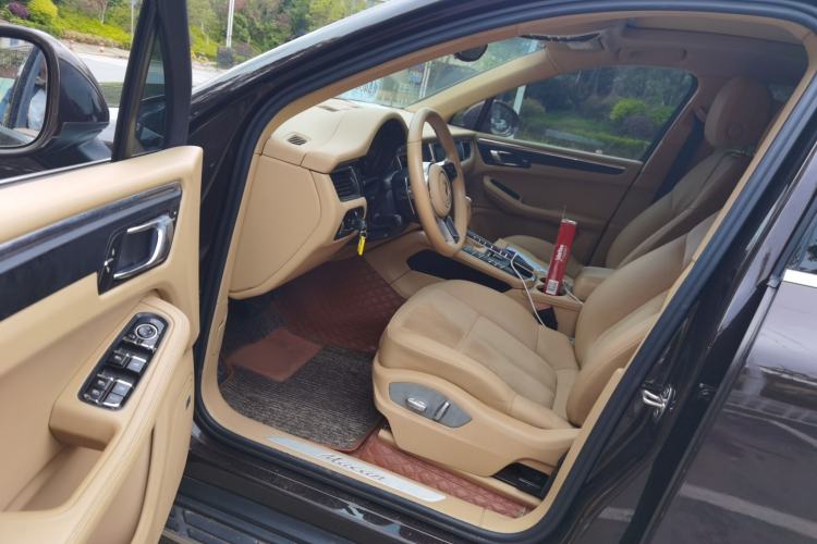 Used Porsche Macan 2014 Macan 2.0T Interior 3