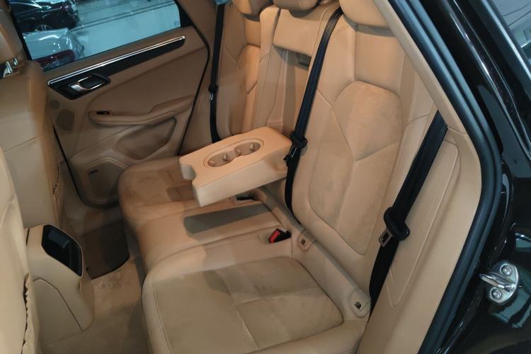 Used Porsche Macan 2014 Macan 2.0T Interior 4