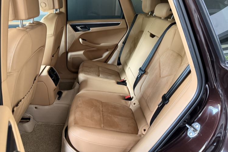 Used Porsche Macan 2014 Macan 2.0T Interior 6