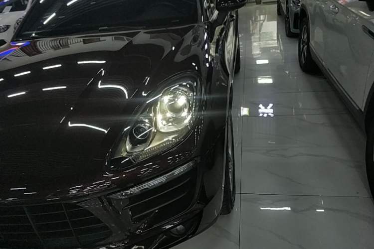 Used Porsche Macan 2014 Macan 2.0T Left Front Headlight