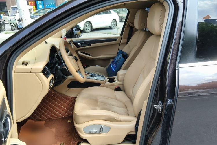 Used Porsche Macan 2014 Macan 2.0T Left Front Seat
