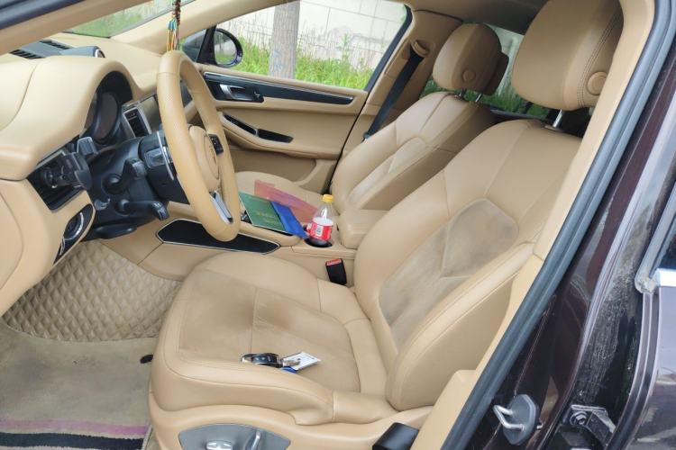Used Porsche Macan 2014 Macan 2.0T Left Front Seat