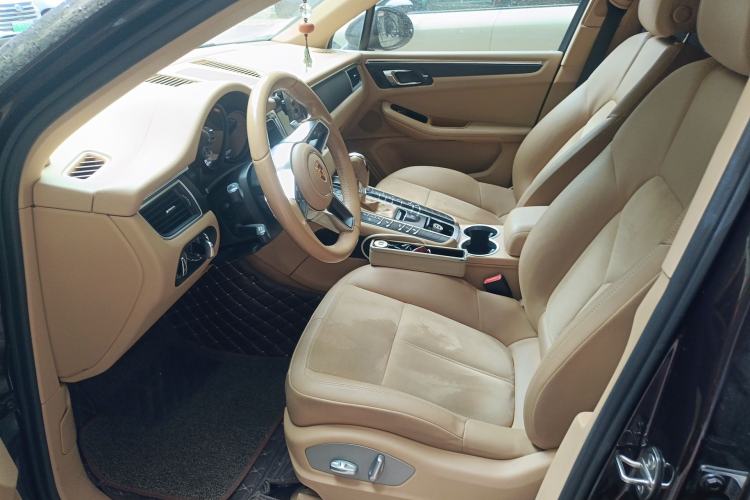Used Porsche Macan 2014 Macan 2.0T Left Front Seat
