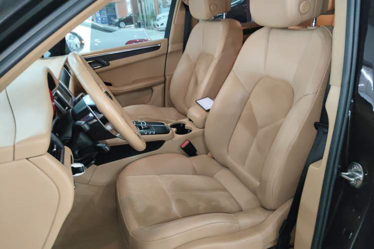 Used Porsche Macan 2014 Macan 2.0T Left Front Seat