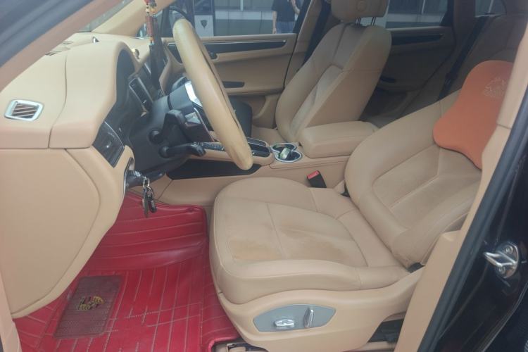 Used Porsche Macan 2014 Macan 2.0T Left Front Seat