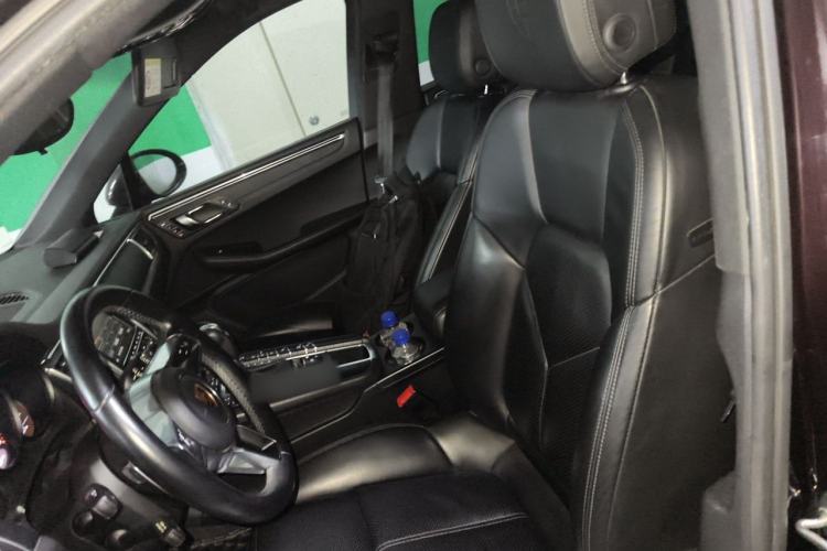 Used Porsche Macan 2014 Macan 2.0T Left Front Seat