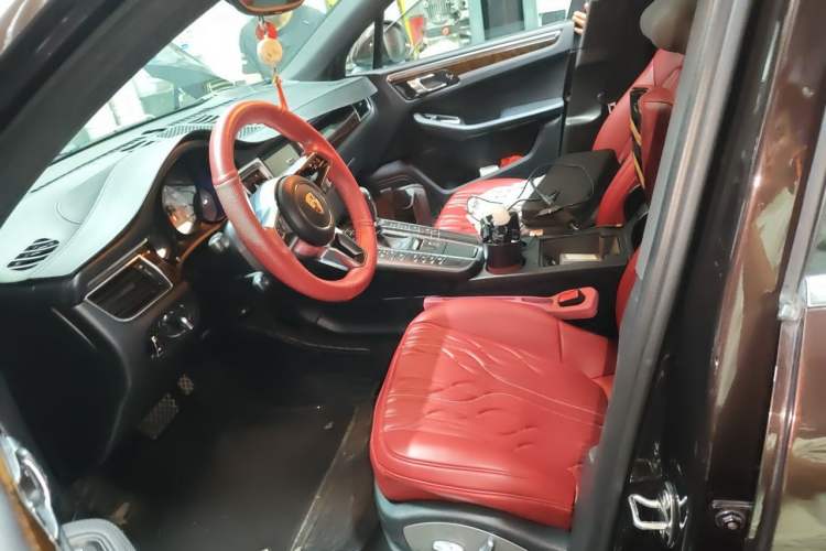 Used Porsche Macan 2014 Macan S 3.0T Left Front Seat