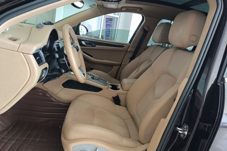 Used Porsche Macan 2014 Macan 2.0T Left Front Seat