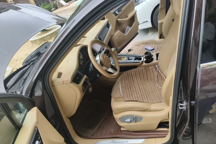Used Porsche Macan 2014 Macan 2.0T Left Front Seat
