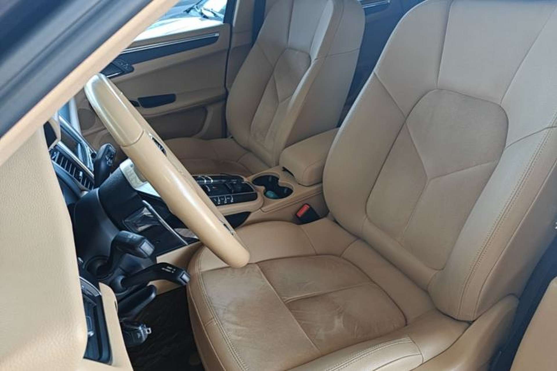 Used Porsche Macan 2014 Macan 2.0T Left Front Seat
