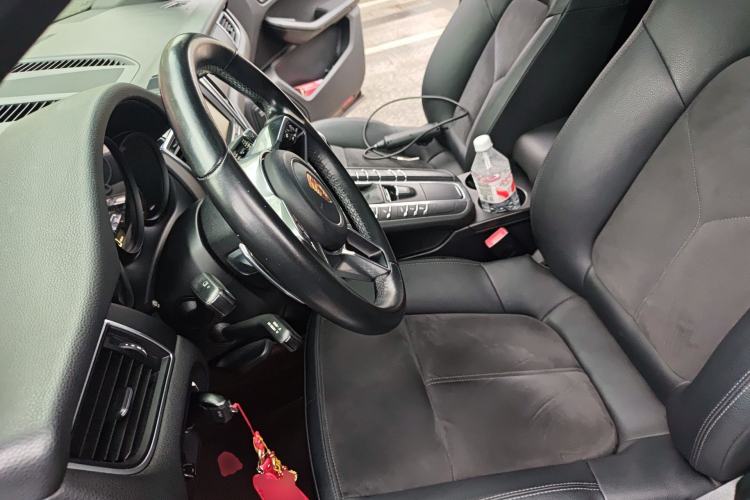 Used Porsche Macan 2014 Macan 2.0T Left Front Seat
