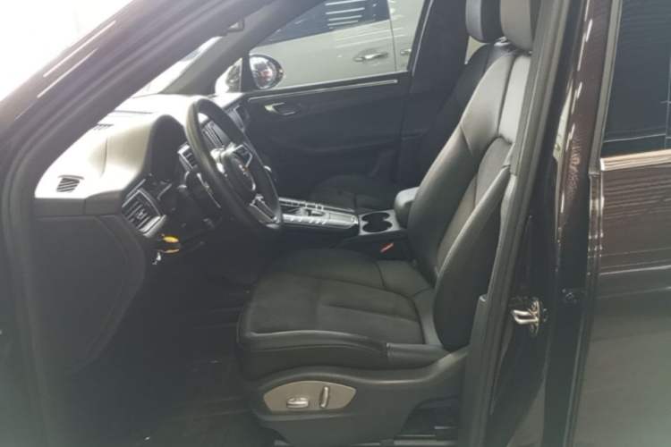Used Porsche Macan 2014 Macan 2.0T Left Front Seat