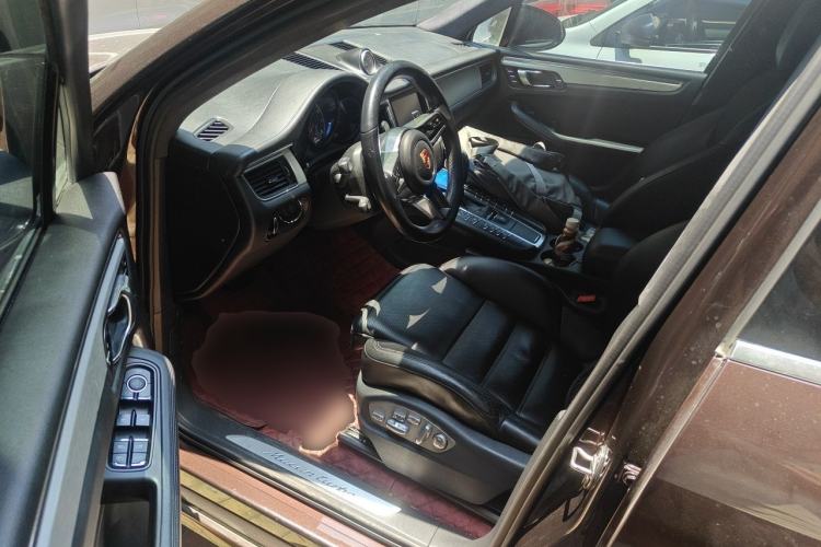 Used Porsche Macan 2014 Macan Turbo 3.6T Left Front Seat