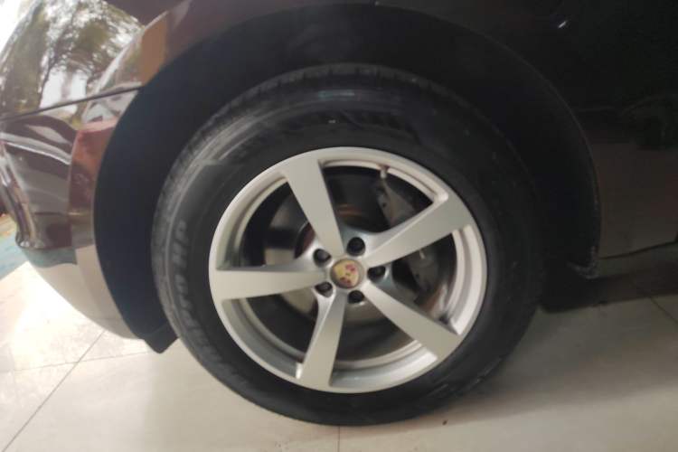 Used Porsche Macan 2014 Macan 2.0T Left Front Wheel Hub