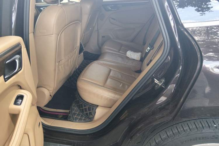 Used Porsche Macan 2014 Macan S 3.0T Left Rear Seat