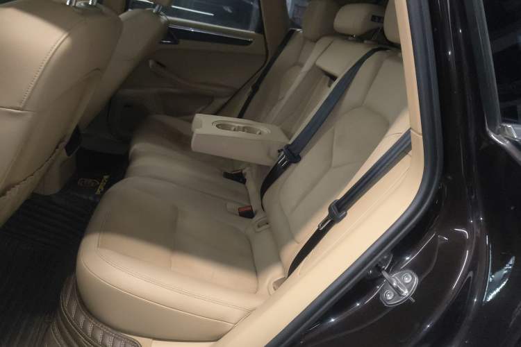 Used Porsche Macan 2014 Macan 2.0T Left Rear Seat