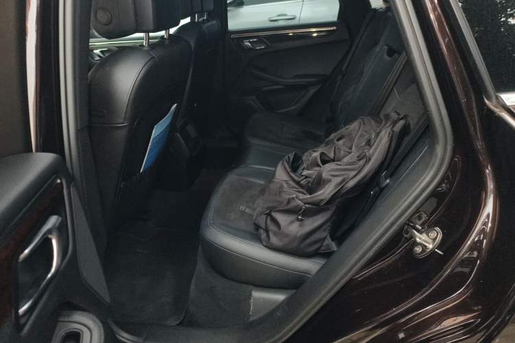Used Porsche Macan 2014 Macan 2.0T Left Rear Seat
