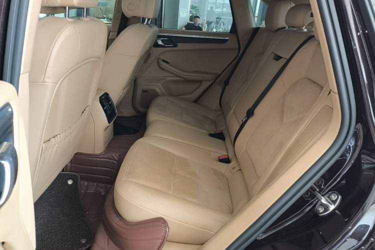 Used Porsche Macan 2014 Macan 2.0T Left Rear Seat