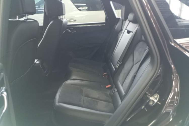 Used Porsche Macan 2014 Macan 2.0T Left Rear Seat