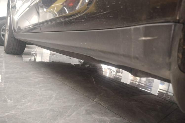 Used Porsche Macan 2014 Macan 2.0T Left Side Sill