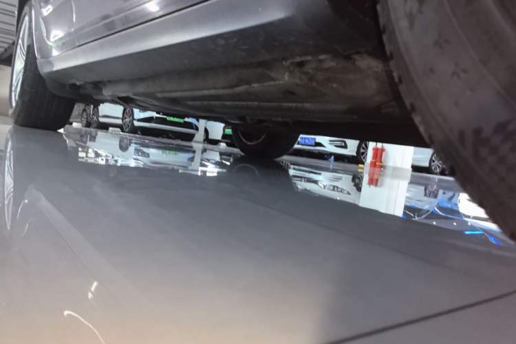 Used Porsche Macan 2014 Macan 2.0T Left Side Sill