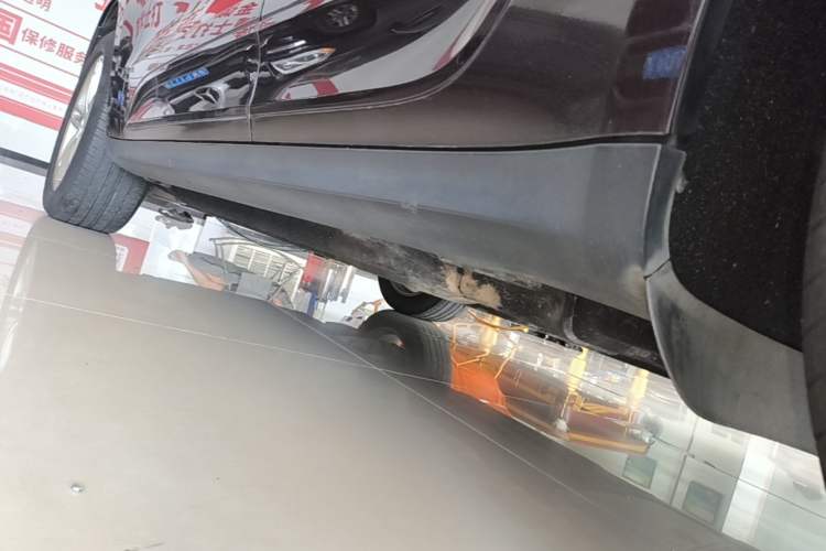 Used Porsche Macan 2014 Macan 2.0T Left Side Sill