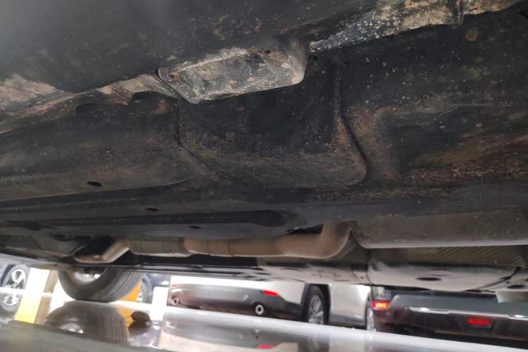 Used Porsche Macan 2014 Macan 2.0T Left Side Sill