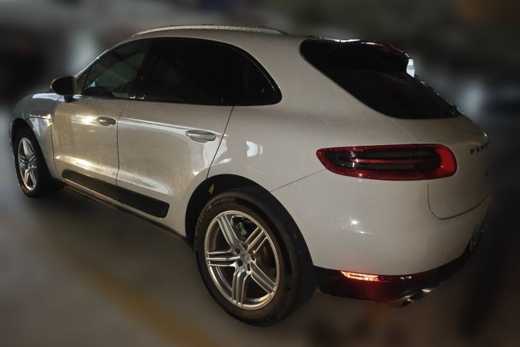 Used Porsche Macan 2014 Macan S 3.0T Rear Left 45 Deg