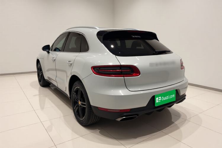 Used Porsche Macan 2014 Macan 2.0T Rear Left 45 Deg