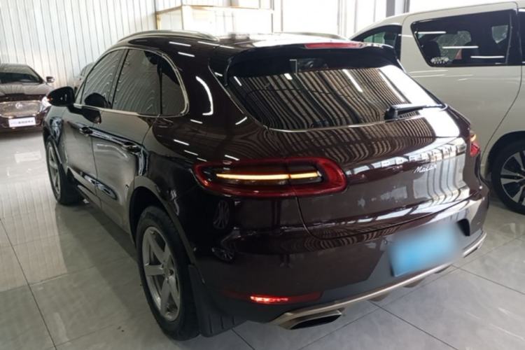 Used Porsche Macan 2014 Macan 2.0T Rear Left 45 Deg