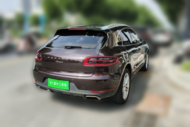 Used Porsche Macan 2014 Macan 2.0T Rear Right 45 Deg