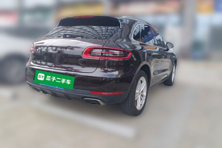 Used Porsche Macan 2014 Macan 2.0T Rear Right 45 Deg