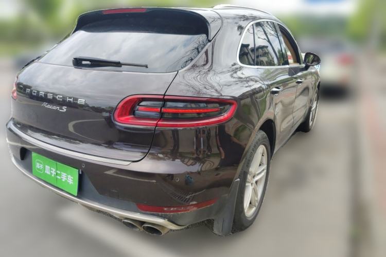 Used Porsche Macan 2014 Macan 2.0T Rear Right 45 Deg