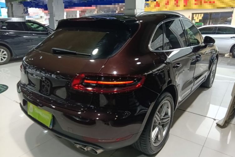 Used Porsche Macan 2014 Macan S 3.0T Rear Right 45 Deg