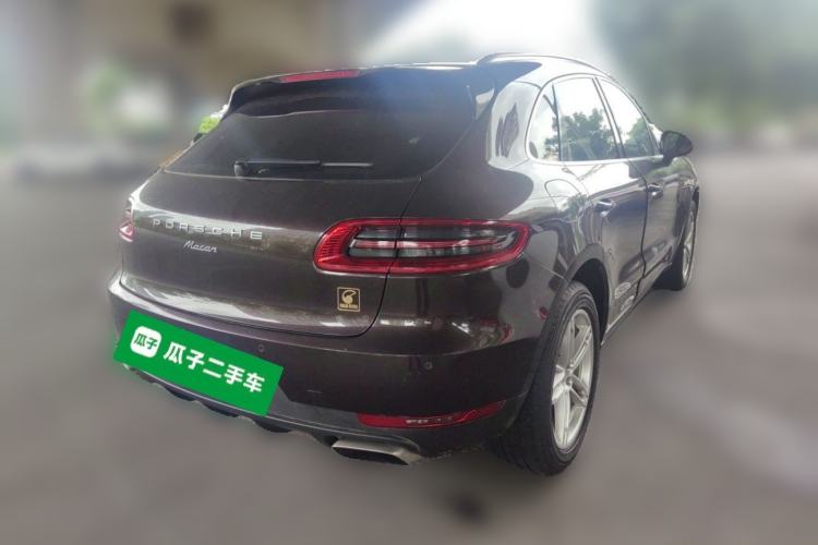 Used Porsche Macan 2014 Macan 2.0T Rear Right 45 Deg