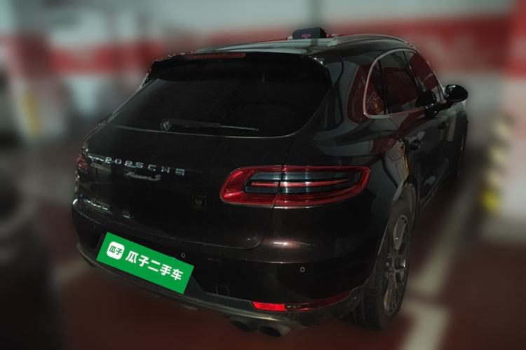 Used Porsche Macan 2014 Macan 2.0T Rear Right 45 Deg