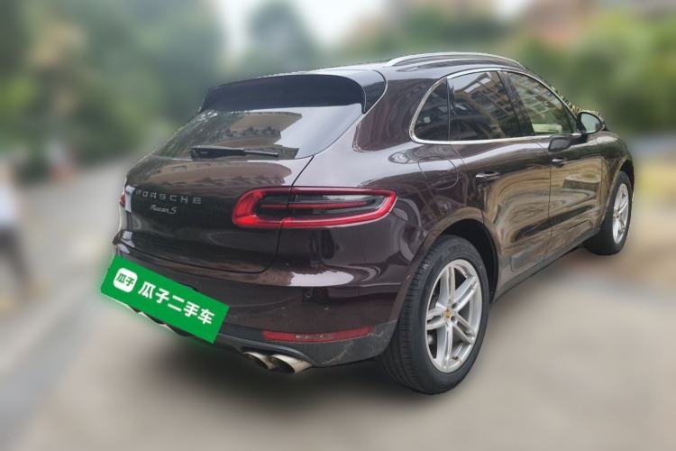 Used Porsche Macan 2014 Macan 2.0T Rear Right 45 Deg