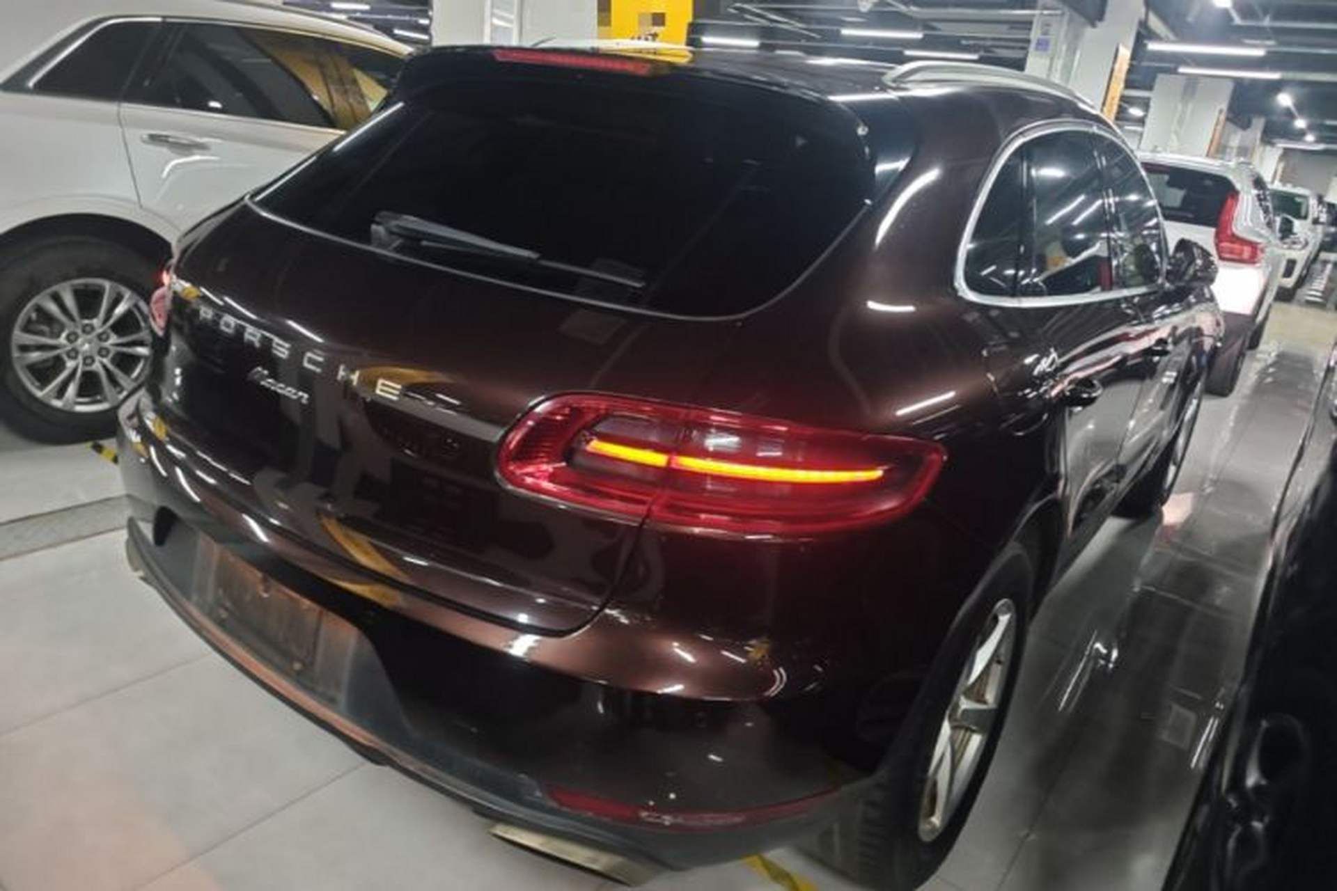 Used Porsche Macan 2014 Macan 2.0T Rear Right 45 Deg